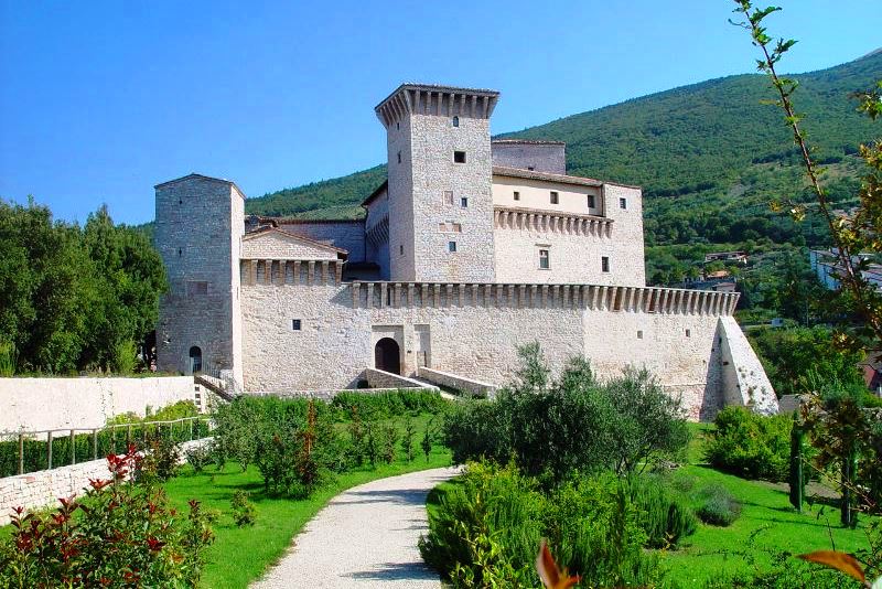 rocca flea a gualdo tadino