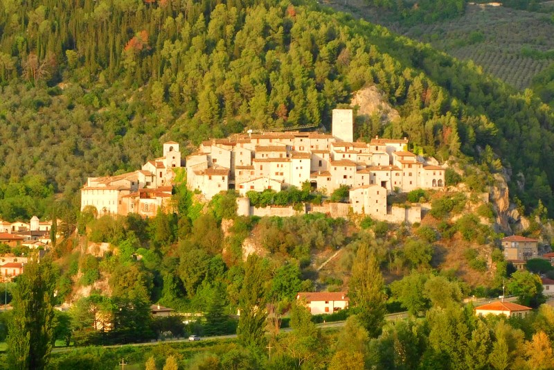 borgo di arrone